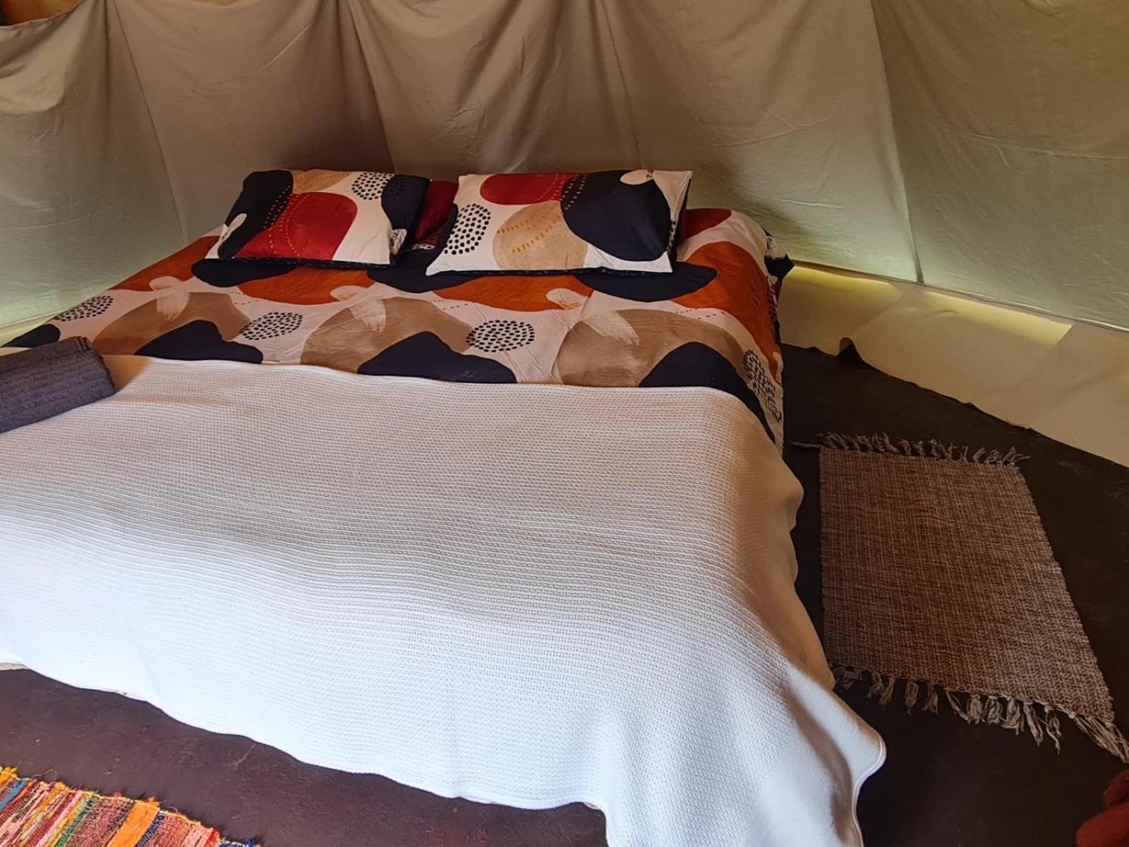 Tsitsikamma Wolf Sanctuary Eco Cabins & Teepees Stormsrivier Zimmer foto